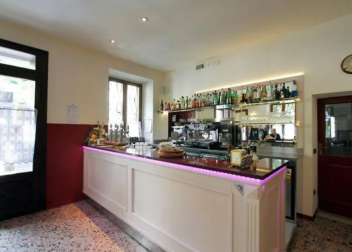 Albergo Maccagno 3* Maccagno